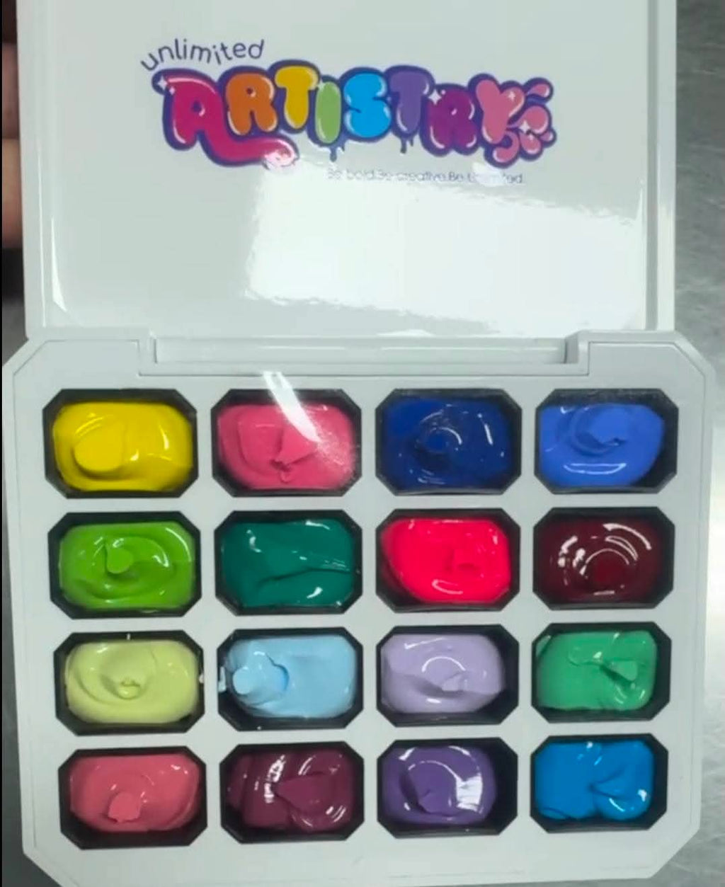 Unlimited Pat PAT pallete | 16 Colours ~ Only available at Unlimited Artistry Supplies!!
