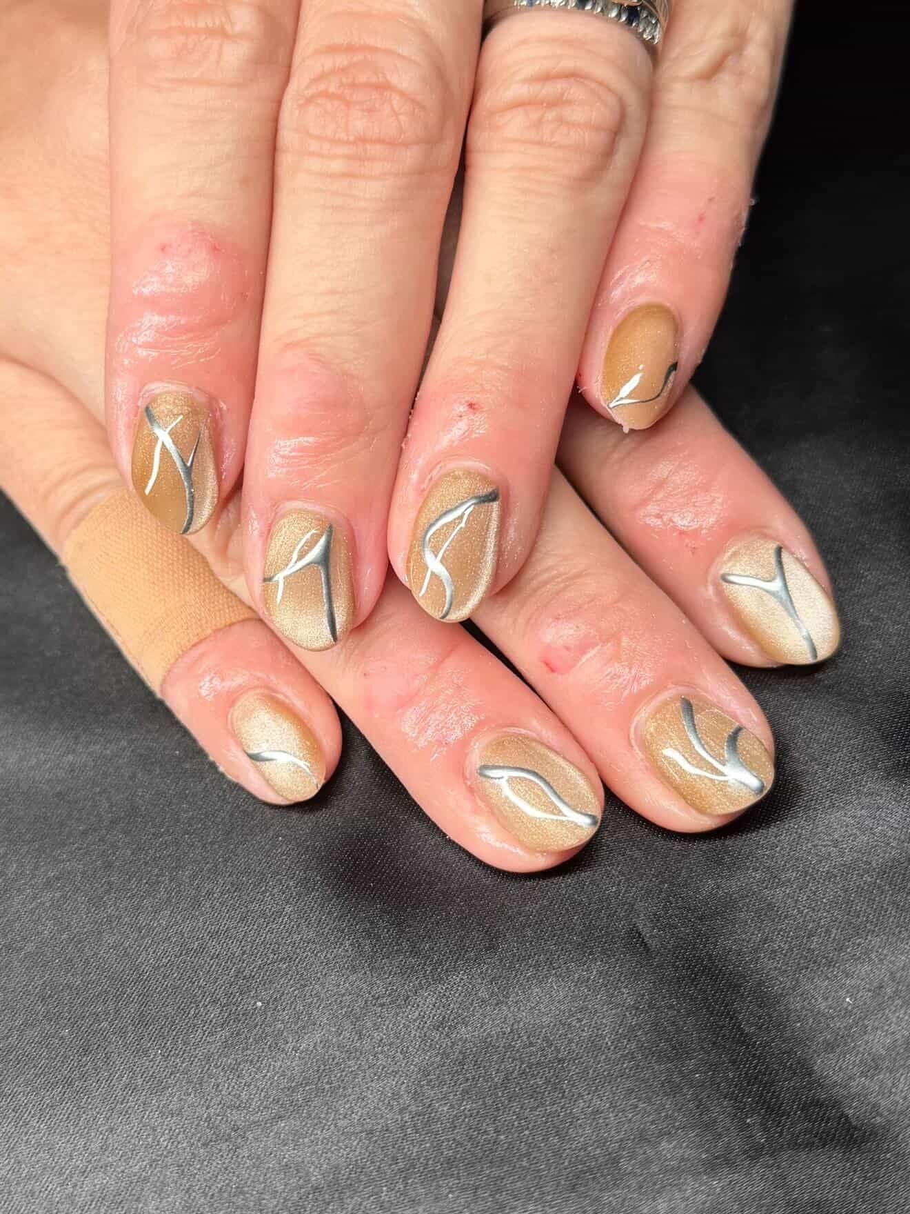 Liquid Chrome Liner | Silver
