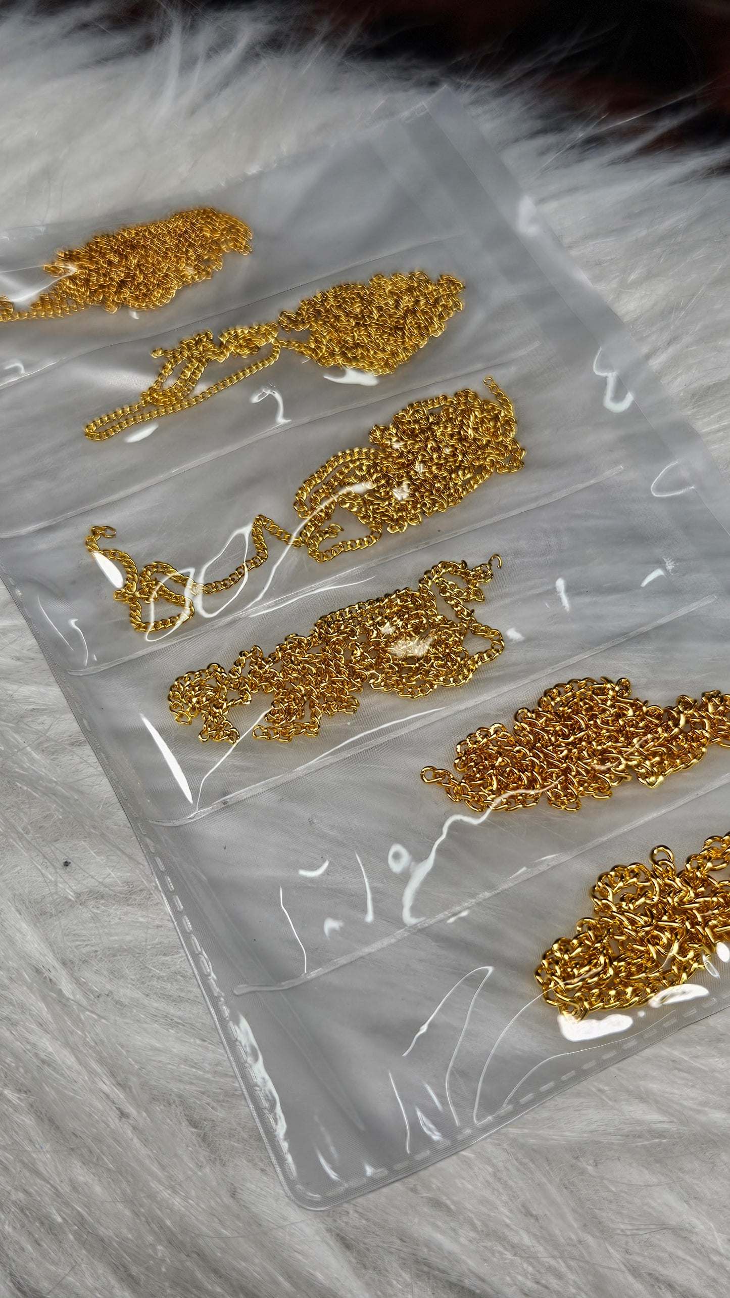 Gold Chains | Mixed sizes