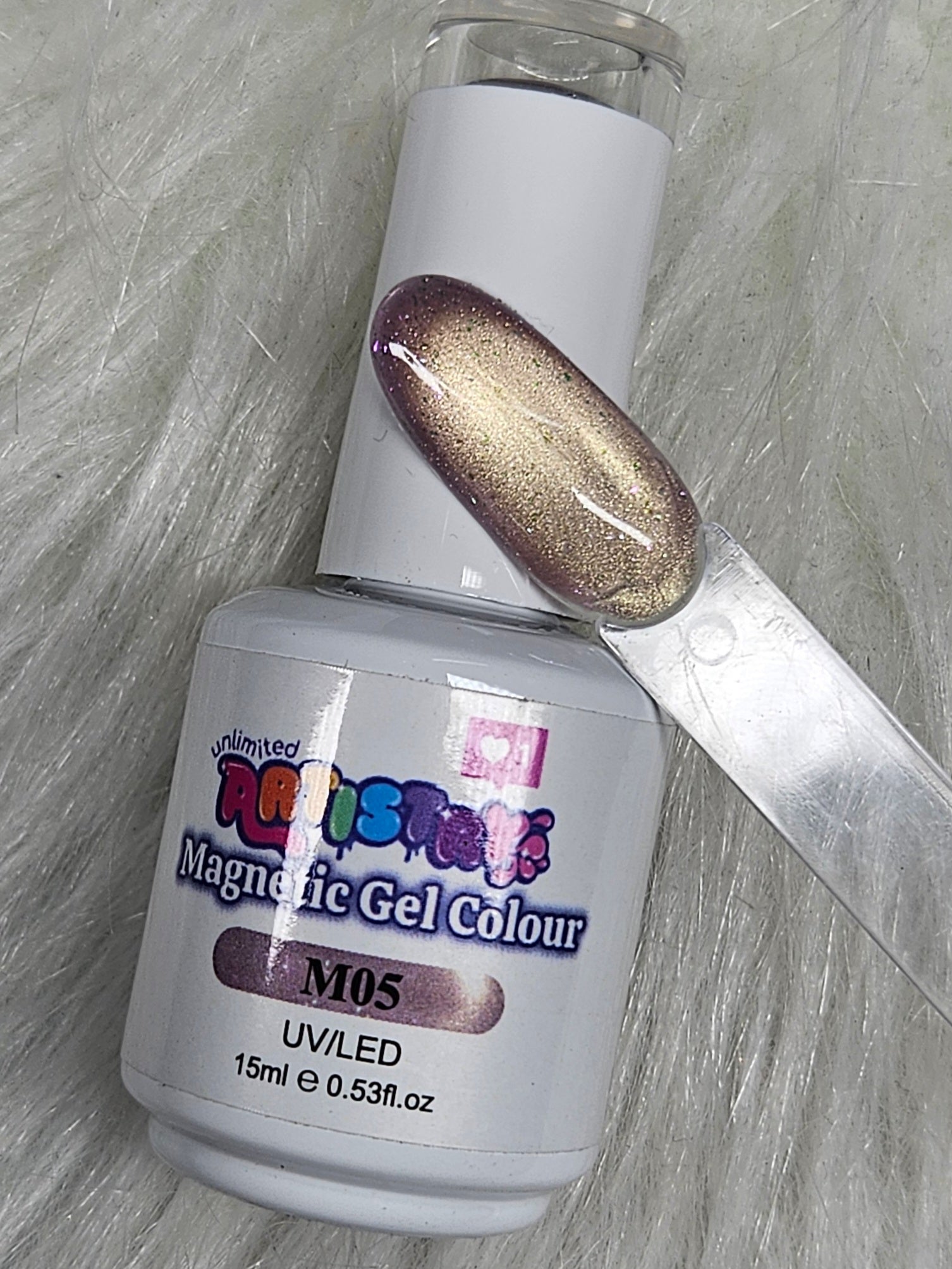 Moonlit Encounter Cat-Eye | M05